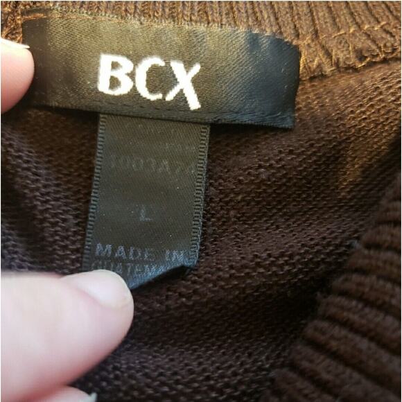 BCX Juniors Large Brown Short Sleeve V-neck Knit Shirt - Picture 5 of 10